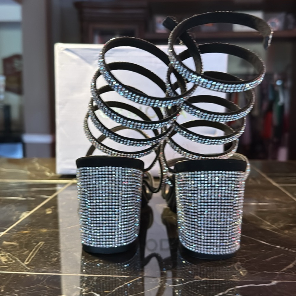 Size 8.5 black and rhinestone strap up the leg chunky heels - Picture 4 of 5